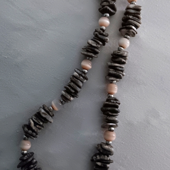 Shell necklaces - Picture 11 of 16